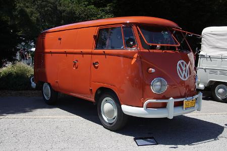 1961-VW-Transporter-Type-211-Panel-Van