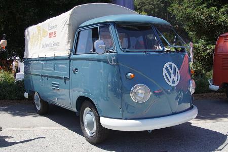 1961-VW-Transporter-Type-261-M004-Pickup-Truck-Dusty-Conditions