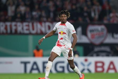 RB Leipzig verlängert mit Simakan