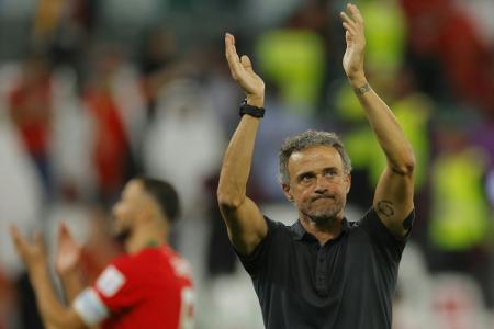 Spaniens Trainer Luis Enrique lässt Zukunft offen