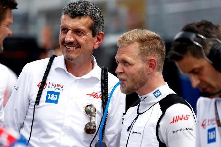 Gewinner: Haas - Die Vorzeichen für dieses Unterfangen stehen eigentlich auch gut. Immerhin lieferte der US-amerikanische Rennstall 2022 seine zweitbeste Saison seit seinem Einstieg in die Formel 1 ab. Insgesamt sammelten Kevin Magnussen und Mick Schumacher 37 Punkte, in Brasilien fuhr der Däne in einem regenreichen Sprint-Qualifying zudem sensationell auf die Pole Position.