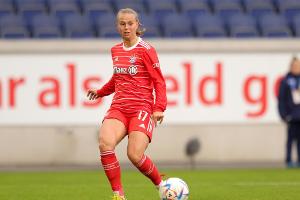 Vor Rekordkulisse: Effiziente Bayern-Frauen schlagen Barca