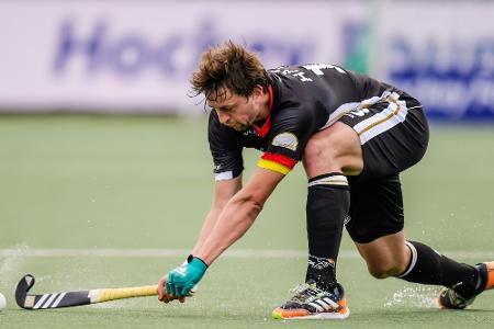 Hockey-Männer mit Last-Minute-Sieg - Frauen gewinnen klar