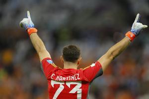 Argentinien zittert sich ins Halbfinale