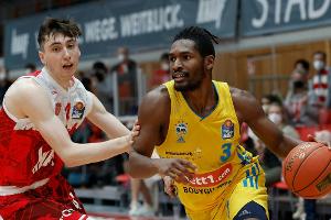 Basketball: Alba hält durch Arbeitssieg Kontakt zur Spitze