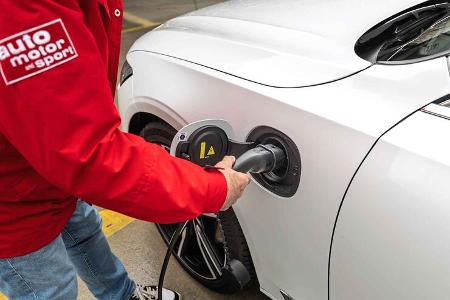 Volvo V90 Recharge T6