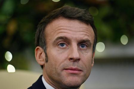 Macron reist zu Frankreichs Halbfinale nach Katar