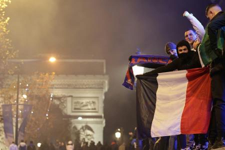 Frankreich feiert Equipe Tricolore - 14-Jähriger getötet