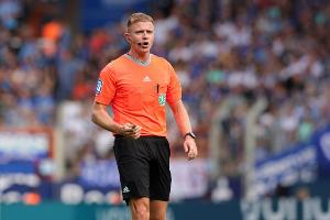 Schiedsrichter Schröder ersetzt Aytekin auf FIFA-Liste