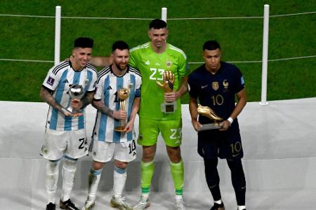 Goldener Ball an Messi, Fernandez bester Nachwuchsmann