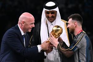 Schweinsteiger kritisiert katarische Inszenierung