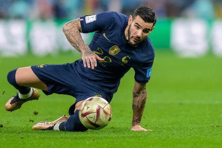 Theo Hernández (Frankreich) - Kam nur zum Einsatz, weil sich sein Bruder Lucas im ersten Spiel das Kreuzband riss. Fügte sich wunderbar ein, einer der besten Zweikämpfer der Franzosen. Öffnete zudem durch einen tollen Treffer gegen Marokko den Weg ins Finale.