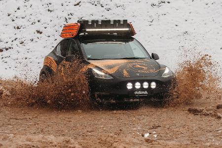 Delta 4x4 Tesla Model Y Elektro SUV Tuning