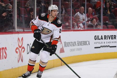 Eisbären-Verteidiger Guhle beendet Karriere mit 25 Jahren