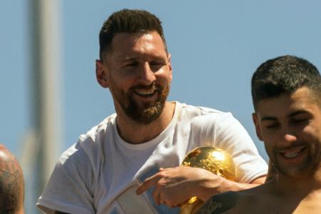 Medien: Einigung über Messi-Verlängerung in Paris