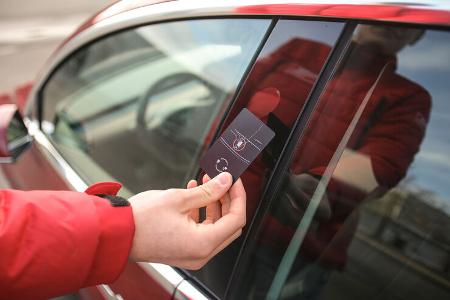 Tesla Model 3, Interieur