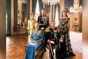 Nach Drama um Titelentzug: Neues Familienfoto der dänischen Royals