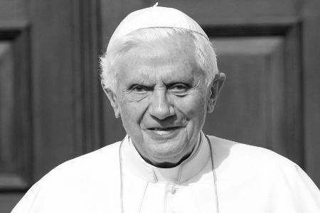 Emeritierter Papst Benedikt XVI. im Alter von 95 Jahren gestorben