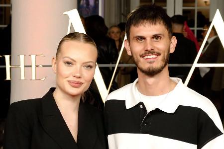 Wieder schwanger? Cheyenne Ochsenknecht postet Babybauch-Bild