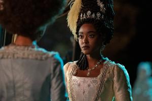 "Queen Charlotte": Erstes Bild der jungen Lady Danbury