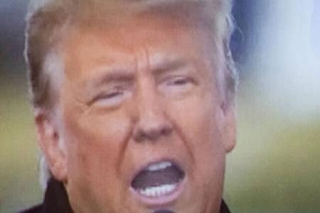 Auch Donald Trump wurde von der Klimaaktivistin verspottet, nachdem er sie mehrfach herablassend aufgefordert hatte, doch bitte zu chillen. Sie solle an ihrer Wutbeherrschung arbeiten, so der ehemalig ...