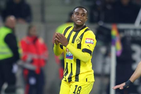 Medien: Newcastle steigt in den Moukoko-Poker ein