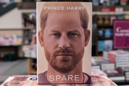 Prinz Harry: Es hätten auch zwei Bücher sein können