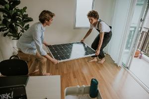 Das eigene Balkonkraftwerk: Geld sparen und die Umwelt schonen