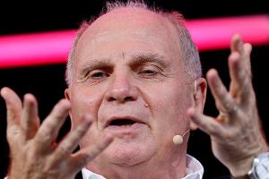 "Doppelpass" zum Jubiläum: Uli Hoeneß kommt zum Fußball-Stammtisch