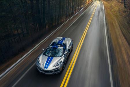 Chevrolet eAWD Corvette E-Ray (2023)