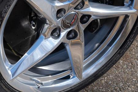 Chevrolet eAWD Corvette E-Ray (2023)