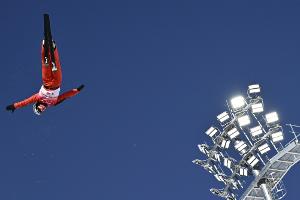 Ski-Freestyle: Weiss erneut starke Fünfte