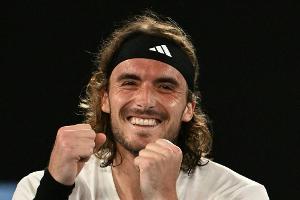 Tsitsipas nach Fünfsatzsieg im Viertelfinale