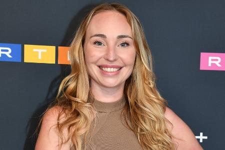 Schauspielerin Anna Juliana Jaenner verkündet Schwangerschaft