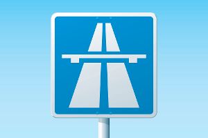 Alltagsfrage: Gibt es eine Mindestgeschwindigkeit auf der Autobahn?