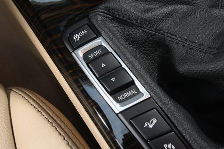 BMW X3 20d, Mittelkonsole, Fahrwerkseinstellungen