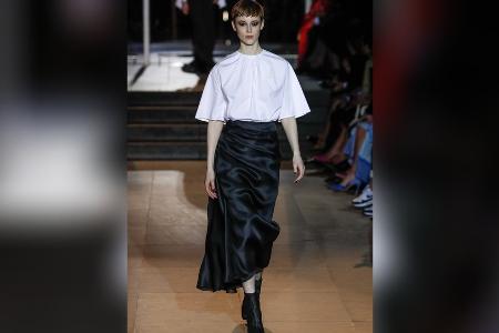 Der ideale Trend für den Frühling: Satinröcke sind jetzt der Renner