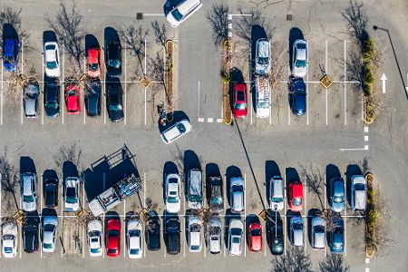 Alltagsfrage: Darf ich mit meinem Auto zwei Parkplätze belegen?