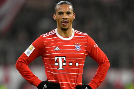 Leroy Sané (bis 70.) - Note: 3,5 - Ließ die erste Halbchance aus, weil ihn seine Technik im Stich ließ (10.). Machte es bei seinem Treffer zum 1:1 besser (34.). Bestach in der Folge vor allem mit vorbildlicher Arbeit nach hinten, blieb offensiv aber unter seinen Möglichkeiten. Sinnbildlich die verpasste Top-Chance auf den Doppelpack. (60.).