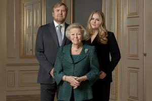 Drei Generationen auf einem Bild: Prinzessin Beatrix feiert Geburtstag