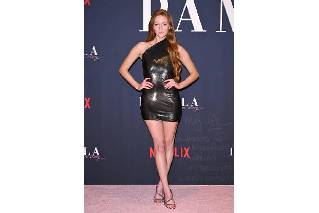 Die Gästeliste war lang und es gab reichlich Glamour: Schauspielerin Larsen Thompson trug ein sexy Metallic-Mini.
