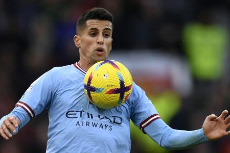 Bayern leiht Verteidiger Cancelo von ManCity aus