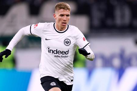 Kristijan Jakic (ab 85.) - ohne Bewertung - Stabilisierte in den letzten Minuten das defensive Mittelfeld nach Kräften.