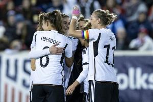 Ritter-Lang: "Hängen massiv hinterher"