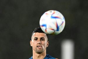 Bayerns Star-Neuzugang Cancelo gibt Startelf-Debüt in Mainz