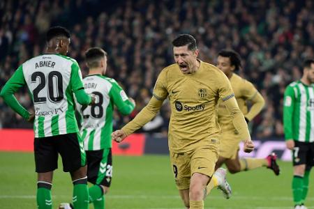 Lewandowski trifft bei Comeback - Barcelona siegt weiter