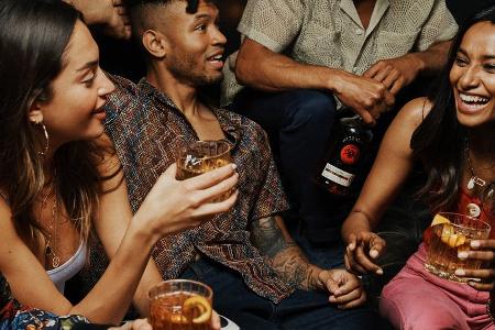 Galentine's Day: Mit Waffeln und Cocktails die Freundschaft feiern