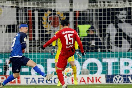 Pokalfight: Frankfurt schlägt Darmstadt im Hessen-Derby