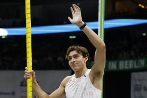Duplantis verpasst Weltrekord beim ISTAF Indoor