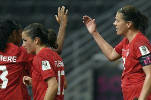 Gleichbehandlung: Kanadas Frauen wollen streiken